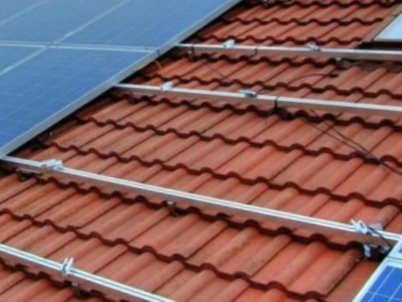 Hook Fixing Tile Roof Solar Mounting System Case